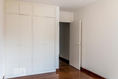Apartamento para alugar com 135m², 3 quartos e 2 vagas Apartamento para alugar com 135m², 3 quartos e 2 vagasQuarto 1