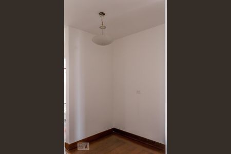 Apartamento para alugar com 135m², 3 quartos e 2 vagas Apartamento para alugar com 135m², 3 quartos e 2 vagasCorredor