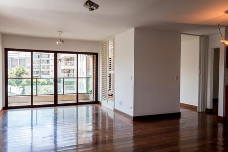 Apartamento para alugar com 135m², 3 quartos e 2 vagas Apartamento para alugar com 135m², 3 quartos e 2 vagasSala