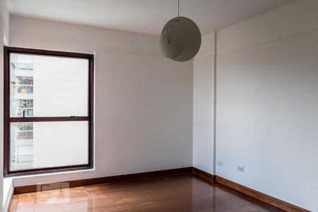 Apartamento para alugar com 135m², 3 quartos e 2 vagas Apartamento para alugar com 135m², 3 quartos e 2 vagasSuíte 1