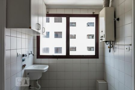 Apartamento para alugar com 135m², 3 quartos e 2 vagas Apartamento para alugar com 135m², 3 quartos e 2 vagasLavanderia