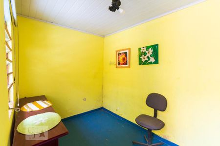 Casa à venda com 120m², 5 quartos e 2 vagasQuarto de Serviço