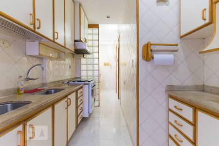 Apartamento à venda com 130m², 3 quartos e 1 vagaCozinha