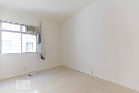 Apartamento à venda com 130m², 3 quartos e 1 vagaquarto 2