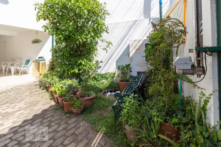 Casa para alugar com 120m², 3 quartos e 2 vagasÁrea Externa