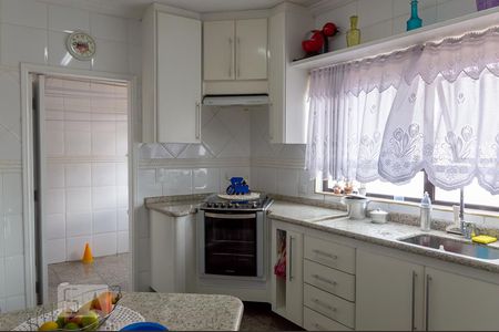 Apartamento para alugar com 136m², 3 quartos e 2 vagasCozinha