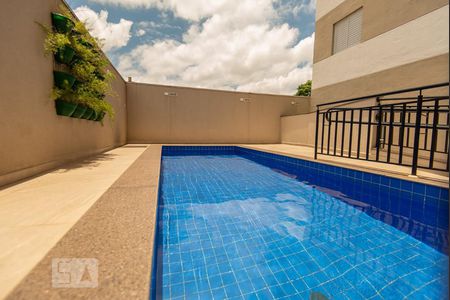 Apartamento para alugar com 52m², 2 quartos e sem vagaÁrea comum - Piscina