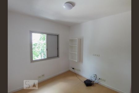 Apartamento à venda com 110m², 3 quartos e 1 vagaQuarto 2