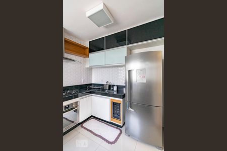 Apartamento para alugar com 100m², 3 quartos e 2 vagascozinha