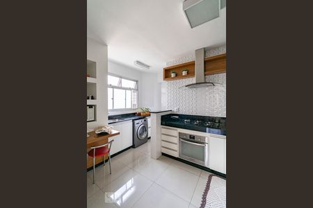 Apartamento para alugar com 100m², 3 quartos e 2 vagascozinha