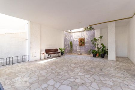 Apartamento para alugar com 70m², 2 quartos e sem vaga Apartamento para alugar com 70m², 2 quartos e sem vagaHall de Entrada