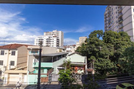 Sala vista de apartamento para alugar com 2 quartos, 70m² em Rocha, Rio de Janeiro