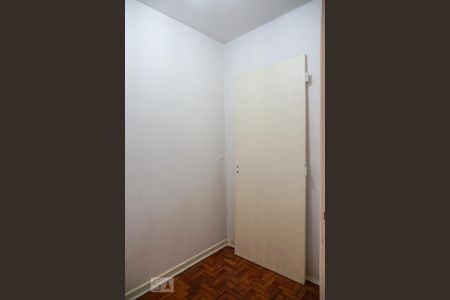 Apartamento para alugar com 120m², 3 quartos e sem vagaQuarto de Serviço