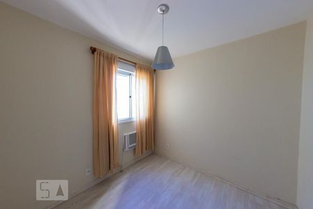 Apartamento para alugar com 3 quartos, 72m² em Camaquã, Porto Alegre