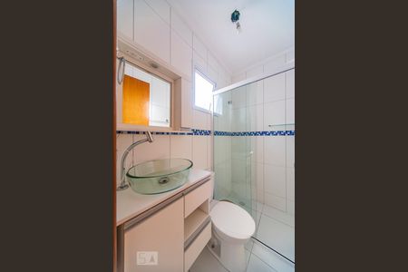 Banheiro  de apartamento à venda com 2 quartos, 78m² em Campestre, Santo André