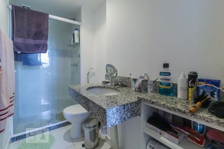 Apartamento à venda com 59m², 2 quartos e 1 vagaBanheiro Social