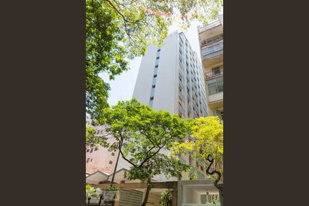 Apartamento para alugar com 55m², 2 quartos e sem vaga Apartamento para alugar com 55m², 2 quartos e sem vagaFachada