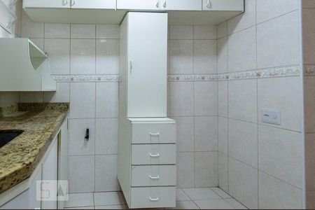 Apartamento para alugar com 55m², 2 quartos e sem vaga Apartamento para alugar com 55m², 2 quartos e sem vagaCozinha
