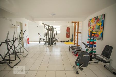 Apartamento para alugar com 52m², 1 quarto e 1 vaga Apartamento para alugar com 52m², 1 quarto e 1 vagaÁrea comum - Academia