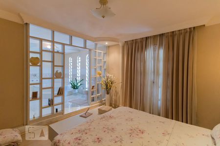 Casa à venda com 240m², 4 quartos e 3 vagas Casa à venda com 240m², 4 quartos e 3 vagasSuíte 2