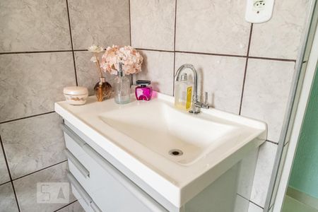 Casa à venda com 180m², 4 quartos e 4 vagasCasa 1 - Banheiro