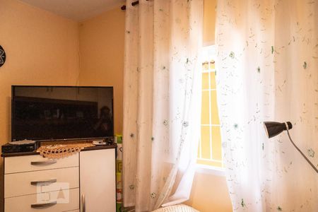 Casa à venda com 180m², 4 quartos e 4 vagasCasa 2 - Quarto 1