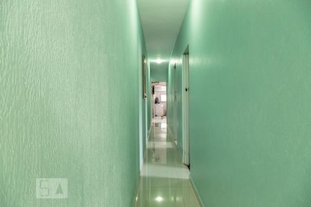 Casa 1 - Corredor de casa à venda com 4 quartos, 180m² em Jardim Lisboa, São Paulo