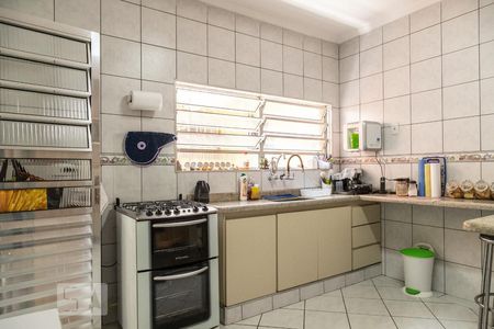 Casa à venda com 180m², 4 quartos e 4 vagasCasa 2 - Cozinha
