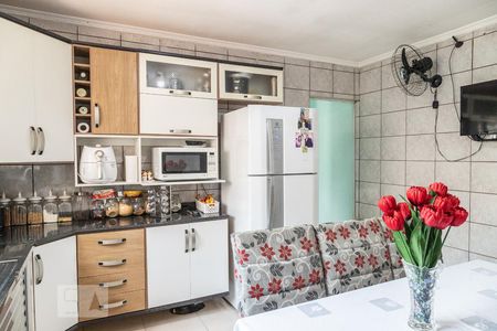 Casa à venda com 180m², 4 quartos e 4 vagasCasa 1 - Cozinha