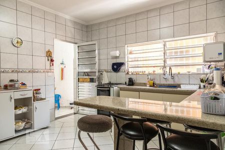 Casa à venda com 180m², 4 quartos e 4 vagasCasa 2 - Cozinha
