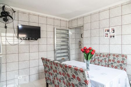 Casa à venda com 180m², 4 quartos e 4 vagasCasa 1 - Cozinha