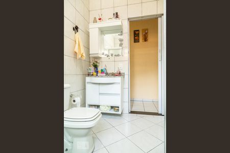 Casa à venda com 180m², 4 quartos e 4 vagasCasa 2 - Banheiro