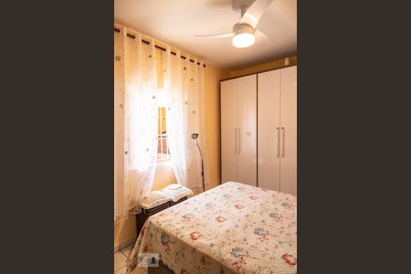 Casa à venda com 180m², 4 quartos e 4 vagasCasa 2 - Quarto 1