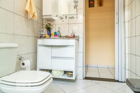 Casa à venda com 180m², 4 quartos e 4 vagasCasa 2 - Banheiro