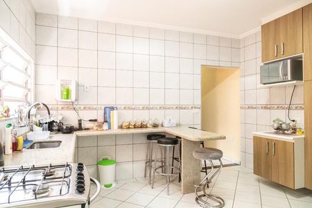 Casa à venda com 180m², 4 quartos e 4 vagasCasa 2 - Cozinha