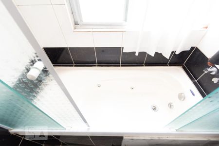 Apartamento à venda com 64m², 2 quartos e 1 vaga