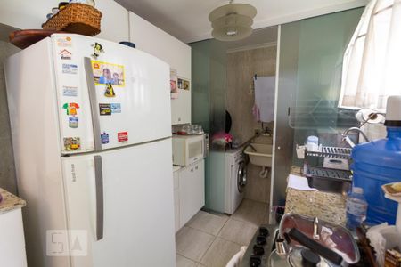 Apartamento à venda com 64m², 2 quartos e 1 vaga