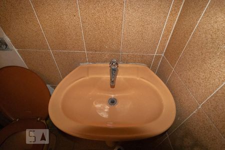 Casa à venda com 150m², 3 quartos e 1 vagaBanheiro