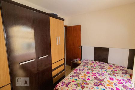 Casa à venda com 150m², 3 quartos e 1 vagaDormitório 2