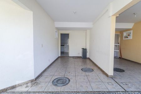 Garagem de casa de condomínio para alugar com 3 quartos, 100m² em Anil, Rio de Janeiro