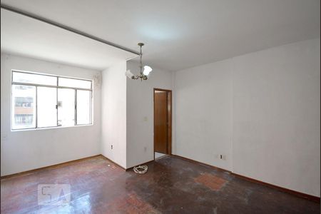 Quarto/Sala de kitnet/studio à venda com 1 quarto, 32m² em Liberdade, São Paulo