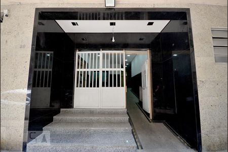 Studio à venda com 32m², 1 quarto e sem vagaEntrada