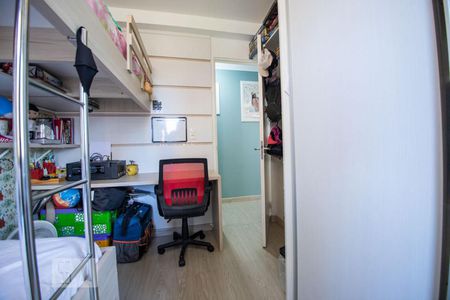 quarto 1 de apartamento à venda com 2 quartos, 54m² em Vila Satúrnia, Campinas