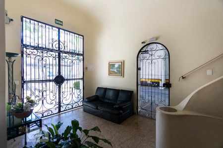 Apartamento à venda com 75m², 3 quartos e 1 vagaHall social