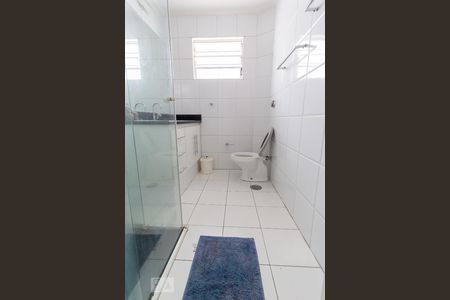 Casa à venda com 140m², 3 quartos e 2 vagas Casa à venda com 140m², 3 quartos e 2 vagasBanheiro dos Quartos 1 e 2