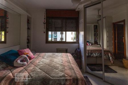 Suite de apartamento à venda com 3 quartos, 78m² em Jardim Carvalho, Porto Alegre