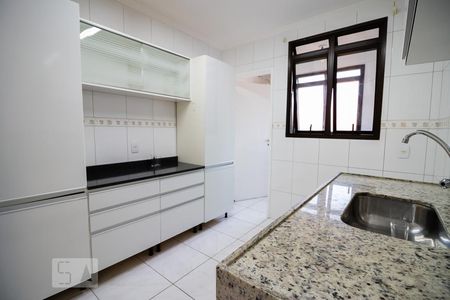 Apartamento à venda com 65m², 2 quartos e 1 vagaCozinha