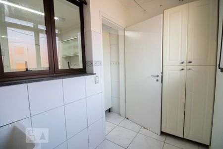Apartamento à venda com 65m², 2 quartos e 1 vagaÁrea de Serviço