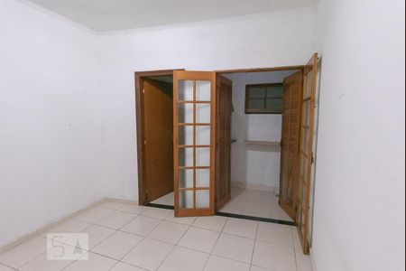 Casa à venda com 177m², 3 quartos e 2 vagasSuíte 2