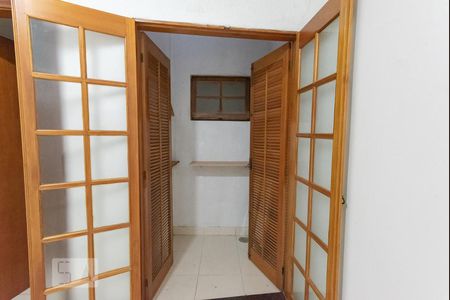 Casa à venda com 177m², 3 quartos e 2 vagasSuíte 2